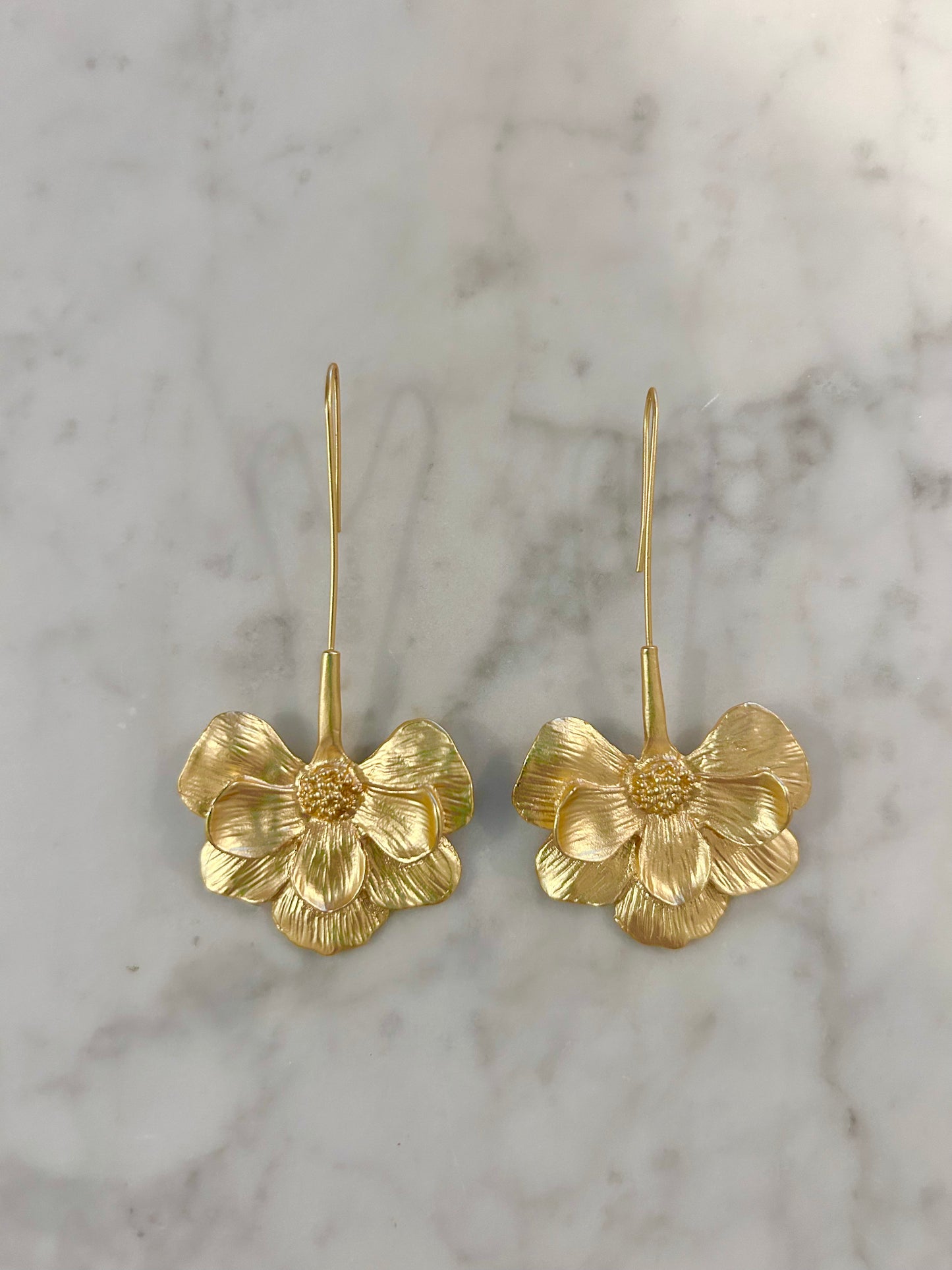 Oro Dangle Earrings