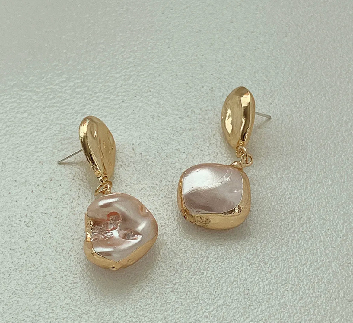 Bianca Pearl Earrings
